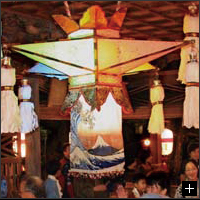 かつて長滝白山神社の拝殿に吊るされたことから各地の神社にも広まったと言われるキリコ灯籠。白山信仰の深さをうかがわせます。