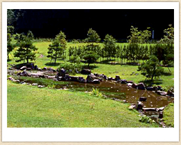 国名勝 東氏館跡庭園